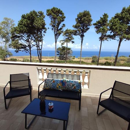 Sara B&B Accommodation サンタ・ドメーニカ エクステリア 写真